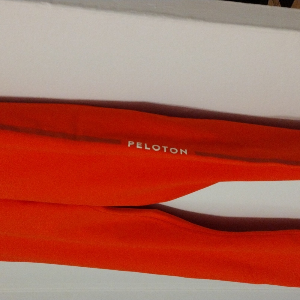 Peloton women's Leggings - Picture 3 of 7